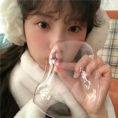 5个吓鬼的少年